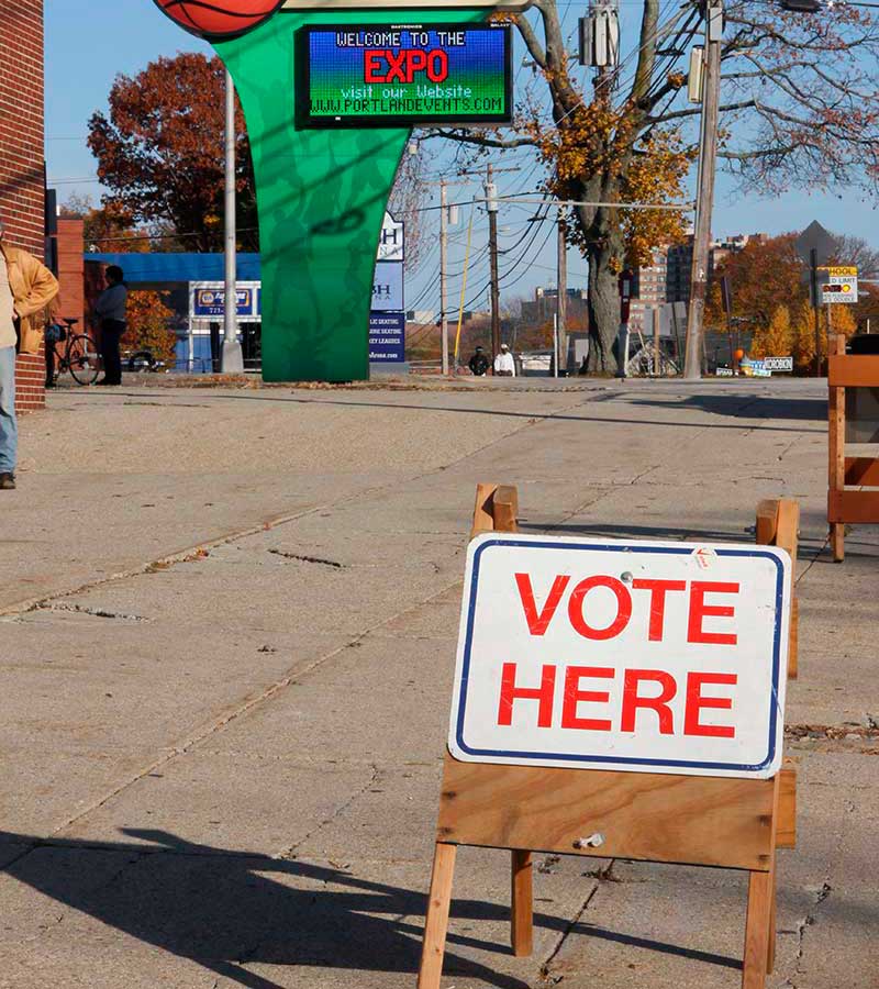 West End News - La Vida Local - Voting place - Expo - File photo