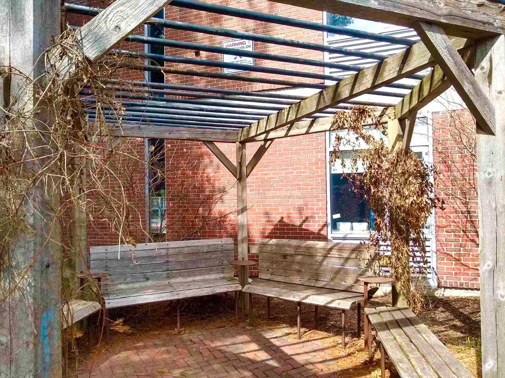 West End News - Dining Out in Portland, Maine - Gazebo at Reiche