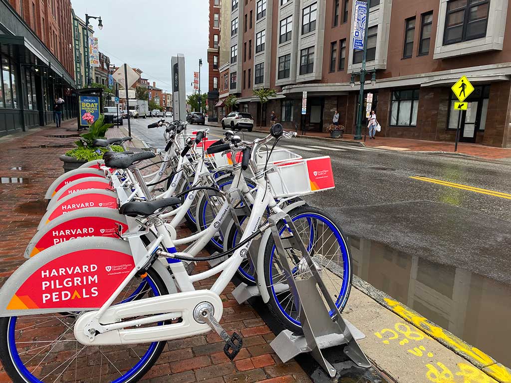 Bike Share docking station along Congress St in the Arts District