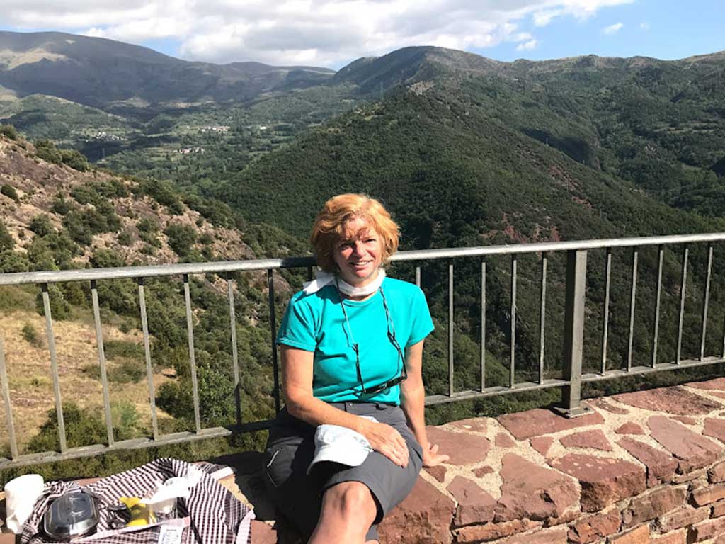 Nancy Dorrans stops for lunch along the El Cinque Llac - Her goal is to be a more sustainable traveler