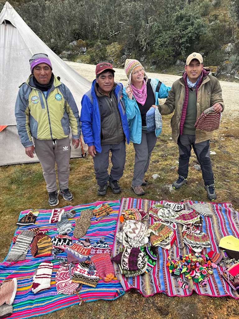 Nancy with team Explorandes
