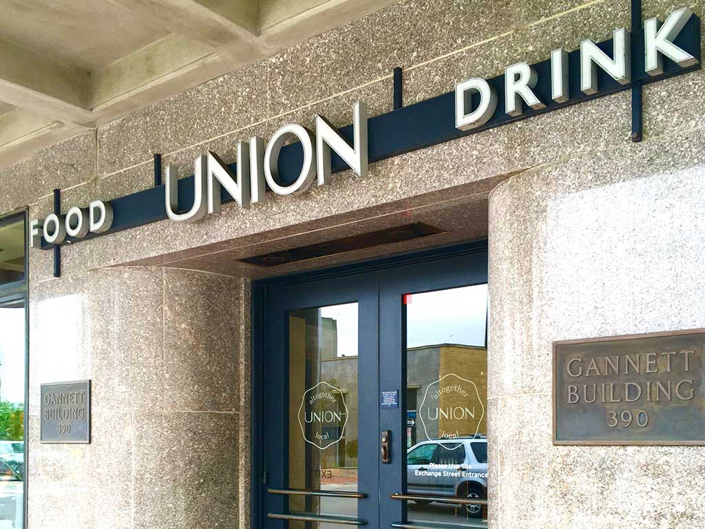 West End News - Dining out on Thanksgiving - Union exterior hotel restaurant