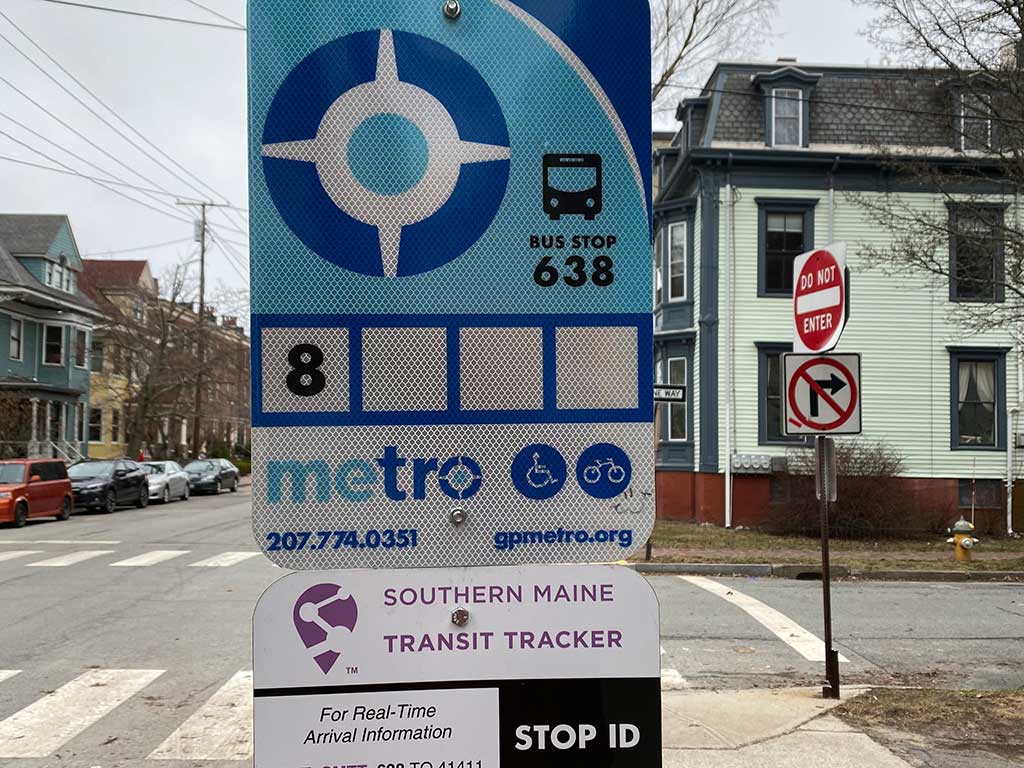 Letters to the Editor - Weighing in on Metro Route 8