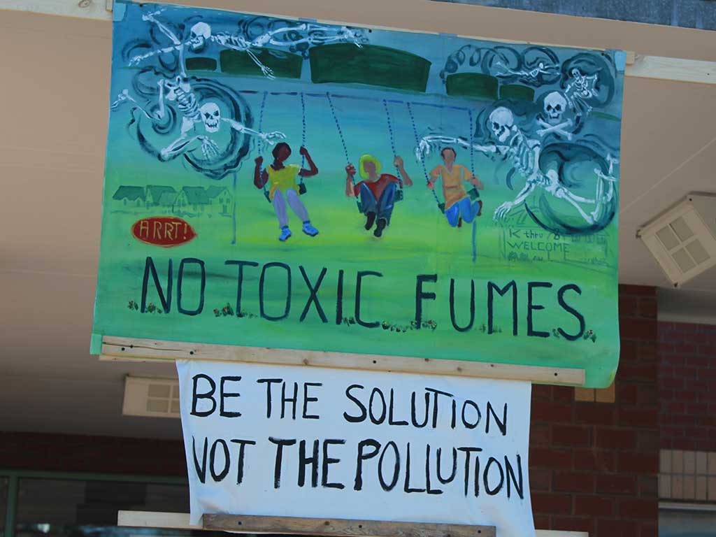 West End News - ARRT! Banner - 'No Toxic Fumes' - Yes to clear skies