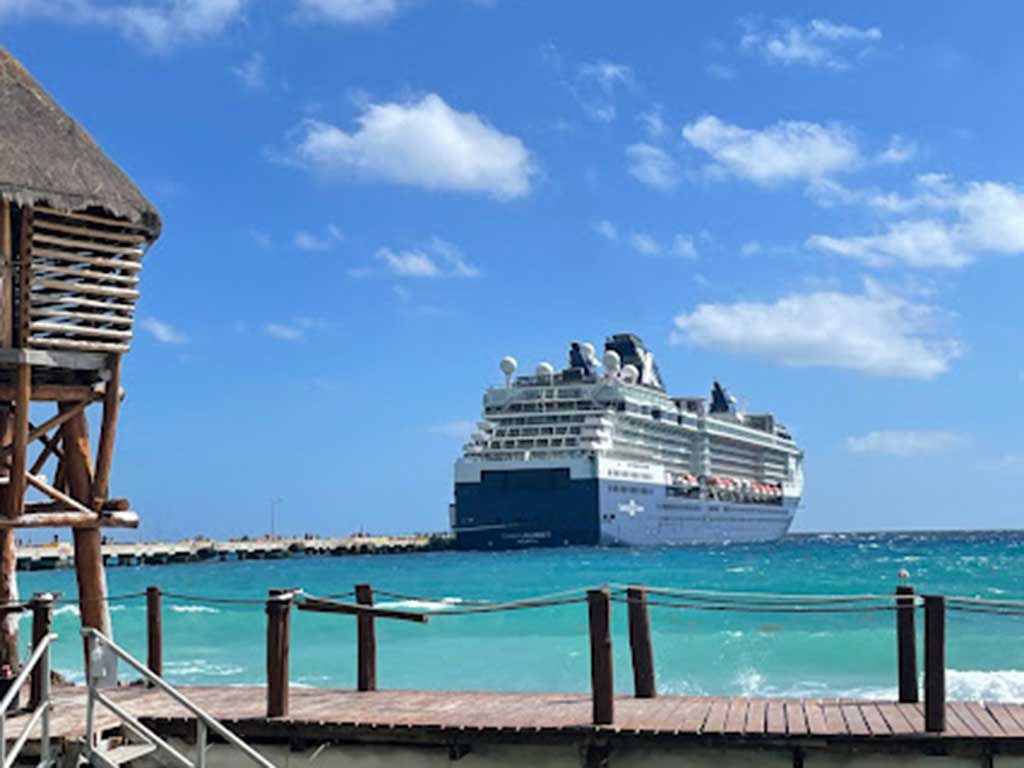 West End News - Summit cruise ship at Costa Maya