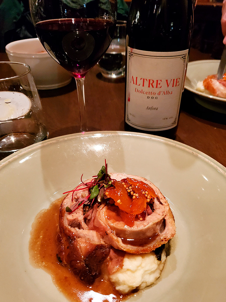 Solo - Dolcetto with braised veal belly
