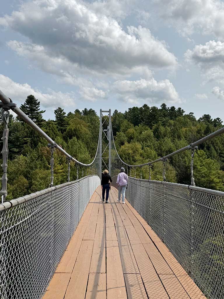 Suspensiuon bridge at Parc de la Gorge, Quebec