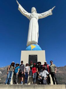 Cemetery statue at Yungay